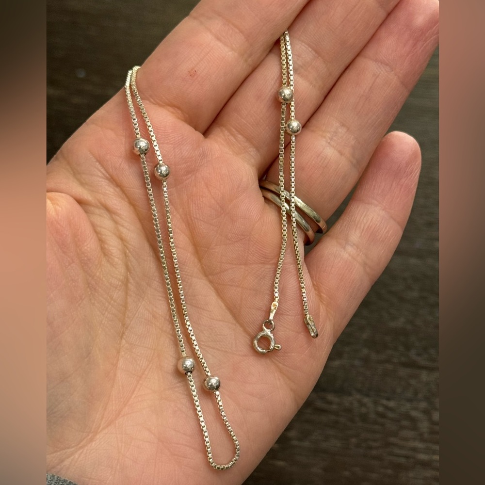 Minimal Italian 925 Sterling silver chain link necklace with ball details!